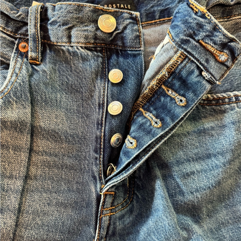 Jeans - Picture 2 of 4